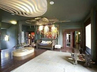 Aisia Museo 3* Derio