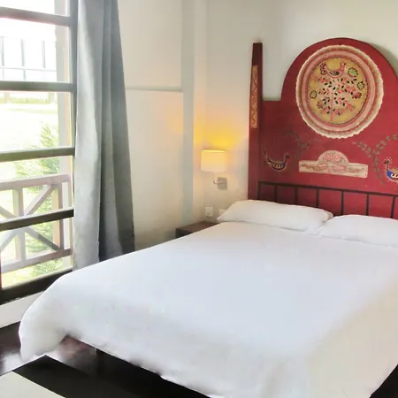 Hotel Aisia Museo Derio