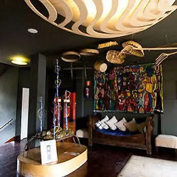 Aisia Museo فندق