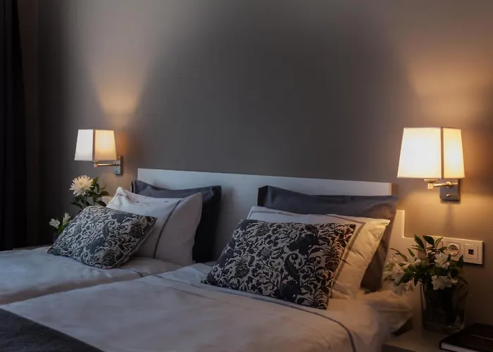 Aisia Museo Hotel 3*