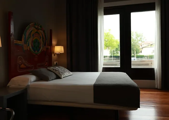 Aisia Museo Hotel 3*