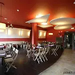 Aisia Museo מלון 3*