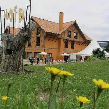 Aisia Museo Отель 3*
