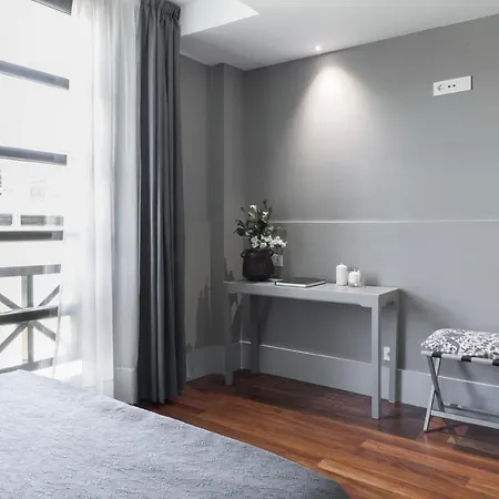 Aisia Museo 3* Derio