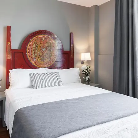Hotel Aisia Museo 3*