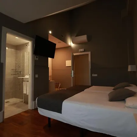 Aisia Museo 데리오