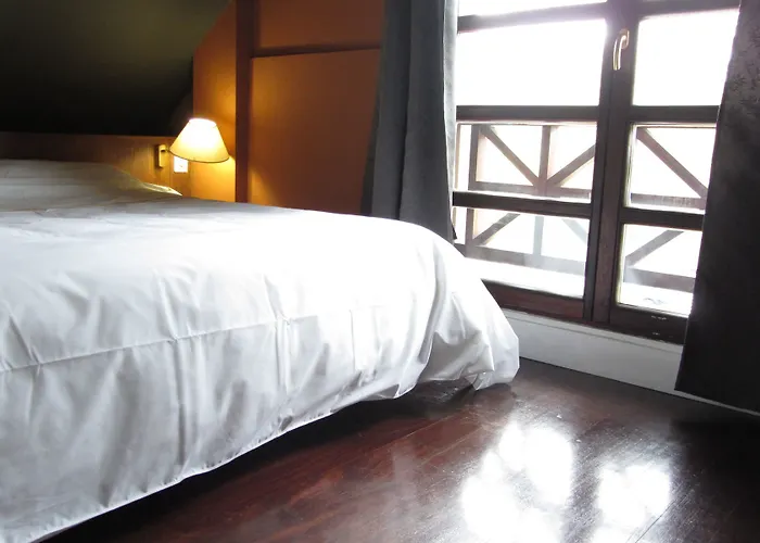 Hotel Aisia Museo 3*