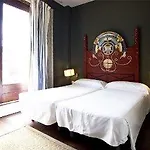 Aisia Museo Hotel Derio